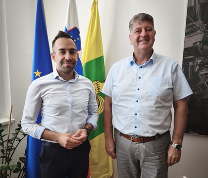 Obisk delegacije Urada Vlade RS za narodnosti v Šentjerneju