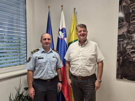 Župan z novim direktorjem PU Novo mesto o varnostni situaciji v občini Šentjernej